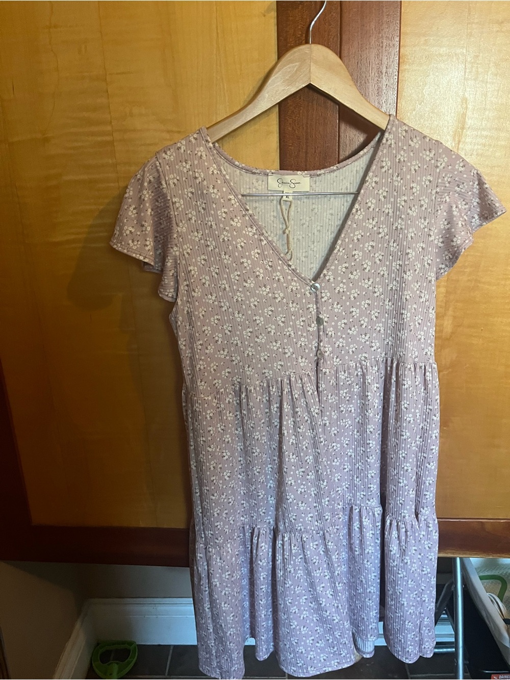 Jessica Simpson Lavender Floral Tiered Dress